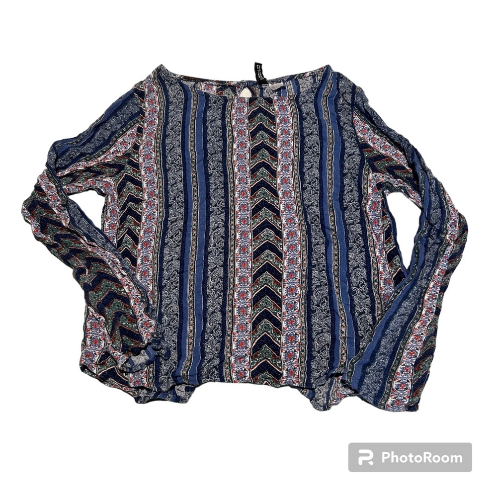 ✨3/$20✨Women’s Divided H&M Long Sleeve Patterned Top